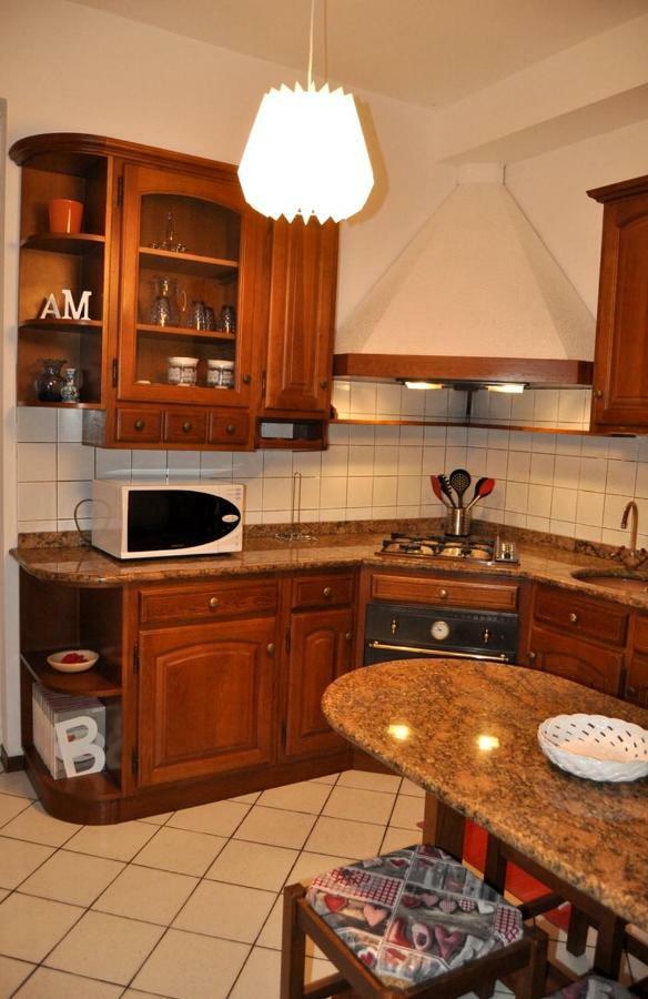 Apartamento La Casa Di Sarita Pavía Exterior foto