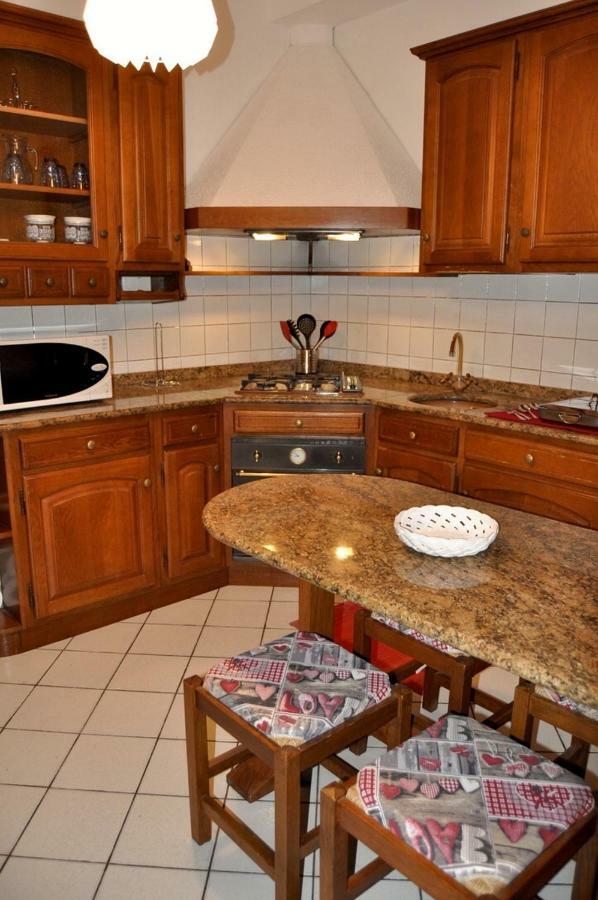 Apartamento La Casa Di Sarita Pavía Exterior foto