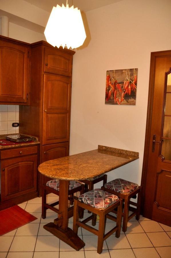 Apartamento La Casa Di Sarita Pavía Exterior foto
