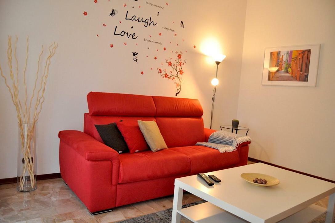 Apartamento La Casa Di Sarita Pavía Exterior foto